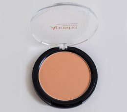 Anashe Translucent Pressed Powder Light 10g